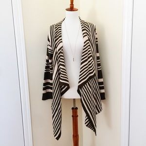 Flowing, Open Cardigan in Neutral Stripes